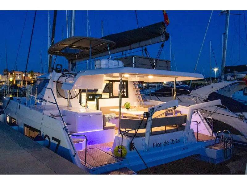 Premium, Aventura 37