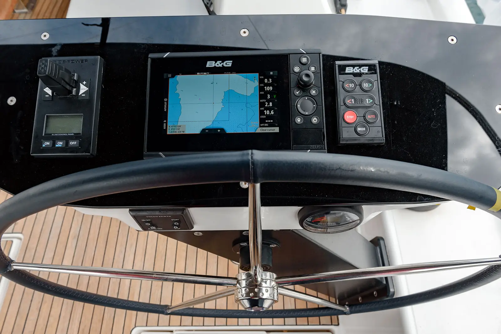 Dione - Water maker, Solar Panel, Foto 10