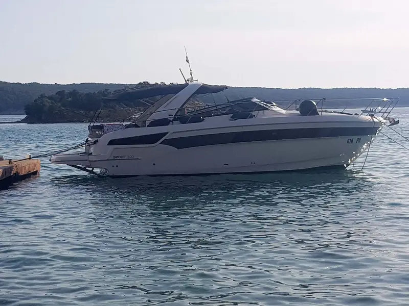 Rhea, Bavaria Sport 400HT