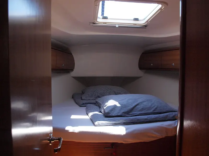 Sea King, cabin