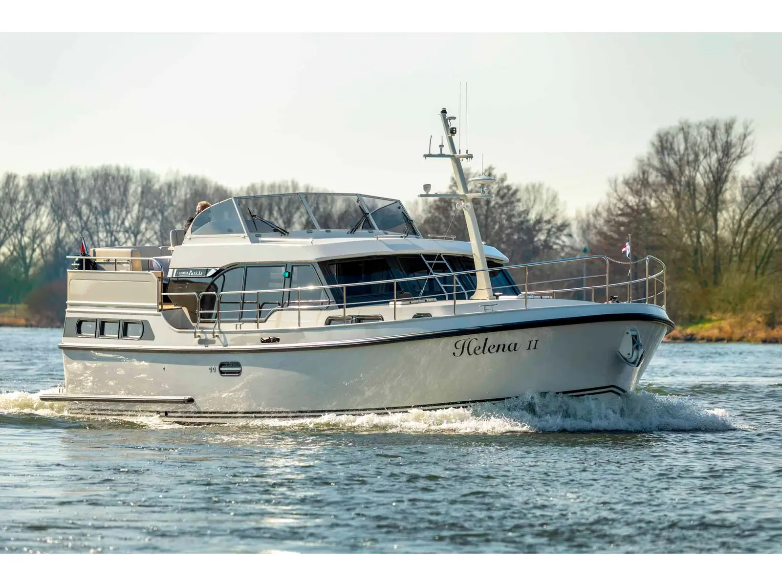 Helena II, Linssen Grand Sturdy 40.0 AC
