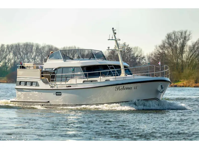 Helena II, Linssen Grand Sturdy 40.0 AC