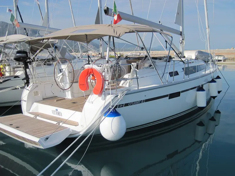 VITTORIA, Main image