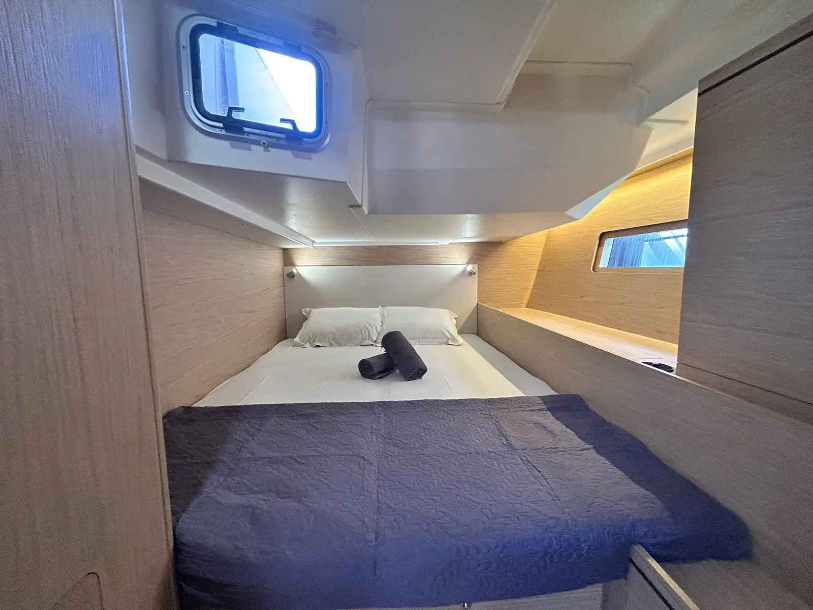 Barracuda (Refit 2026 - A/C - Generator - Electric Heads - 12 Pax), Foto 17