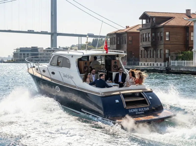 Classic, Motoryacht