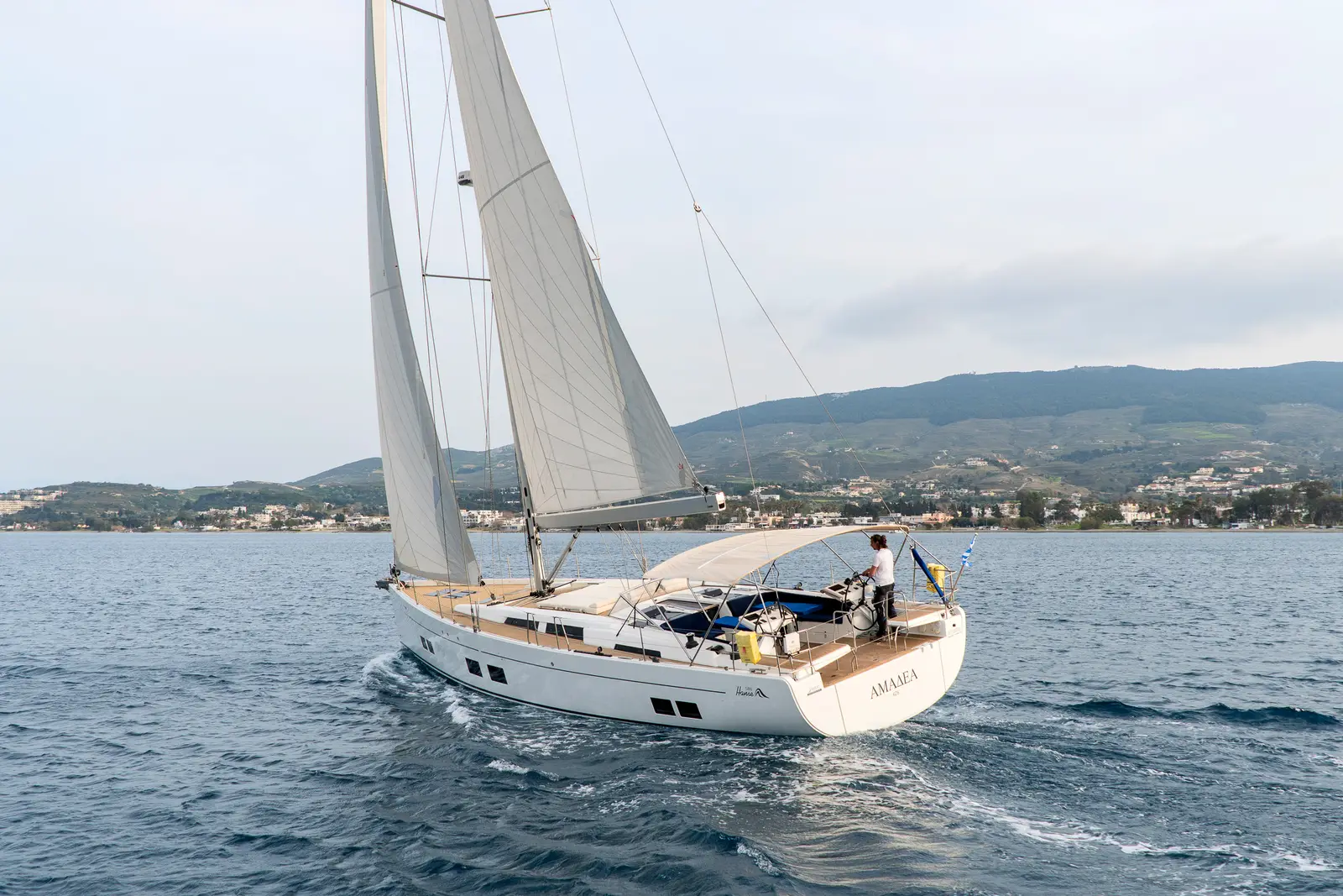 Amadea (ONLY SKIPPERED), Foto 6