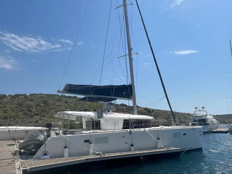 CARIAMA (air condition, generator, water maker, flybridge), Lagoon 450 Fly
