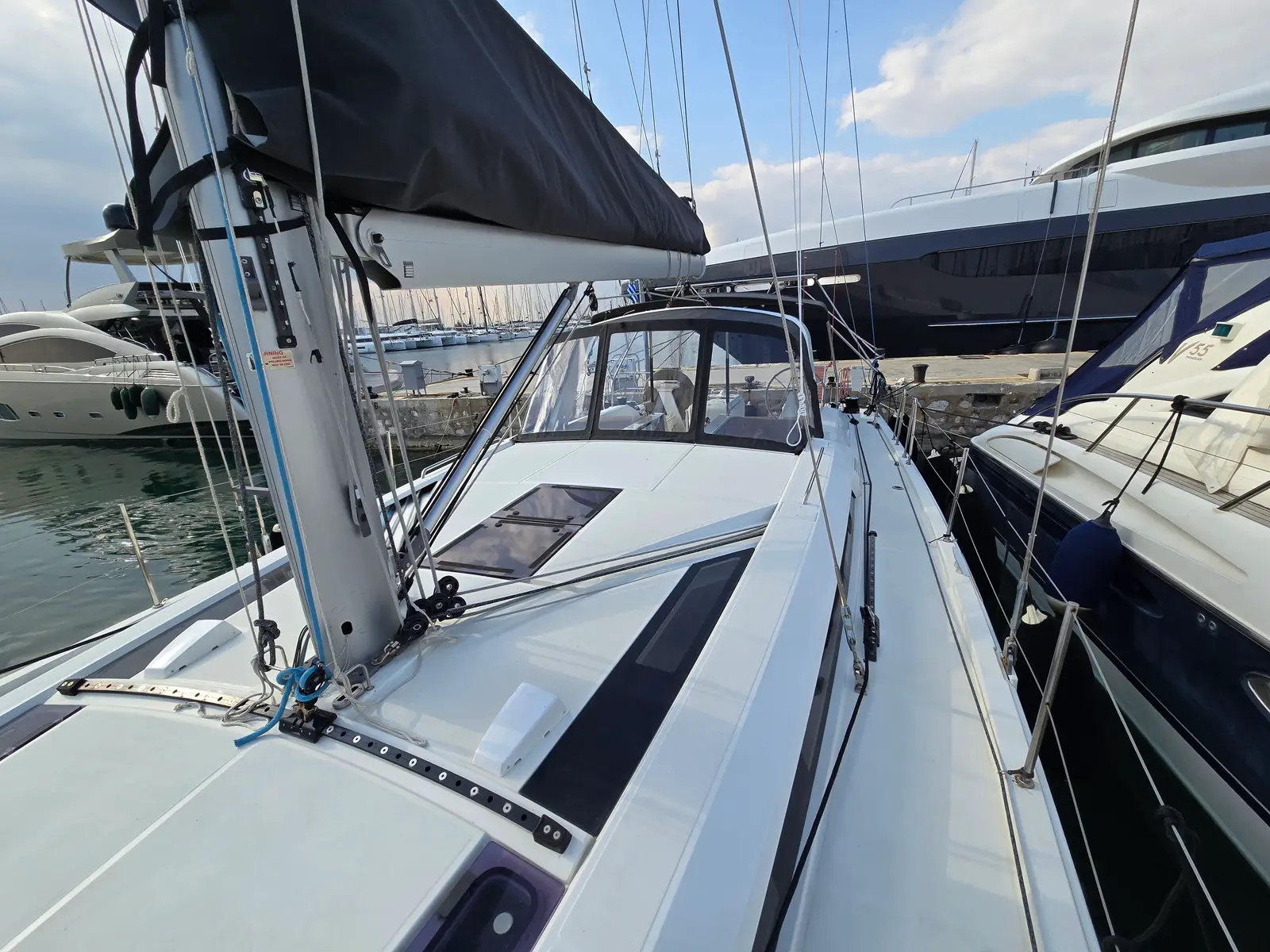 Amelia, Foto 7