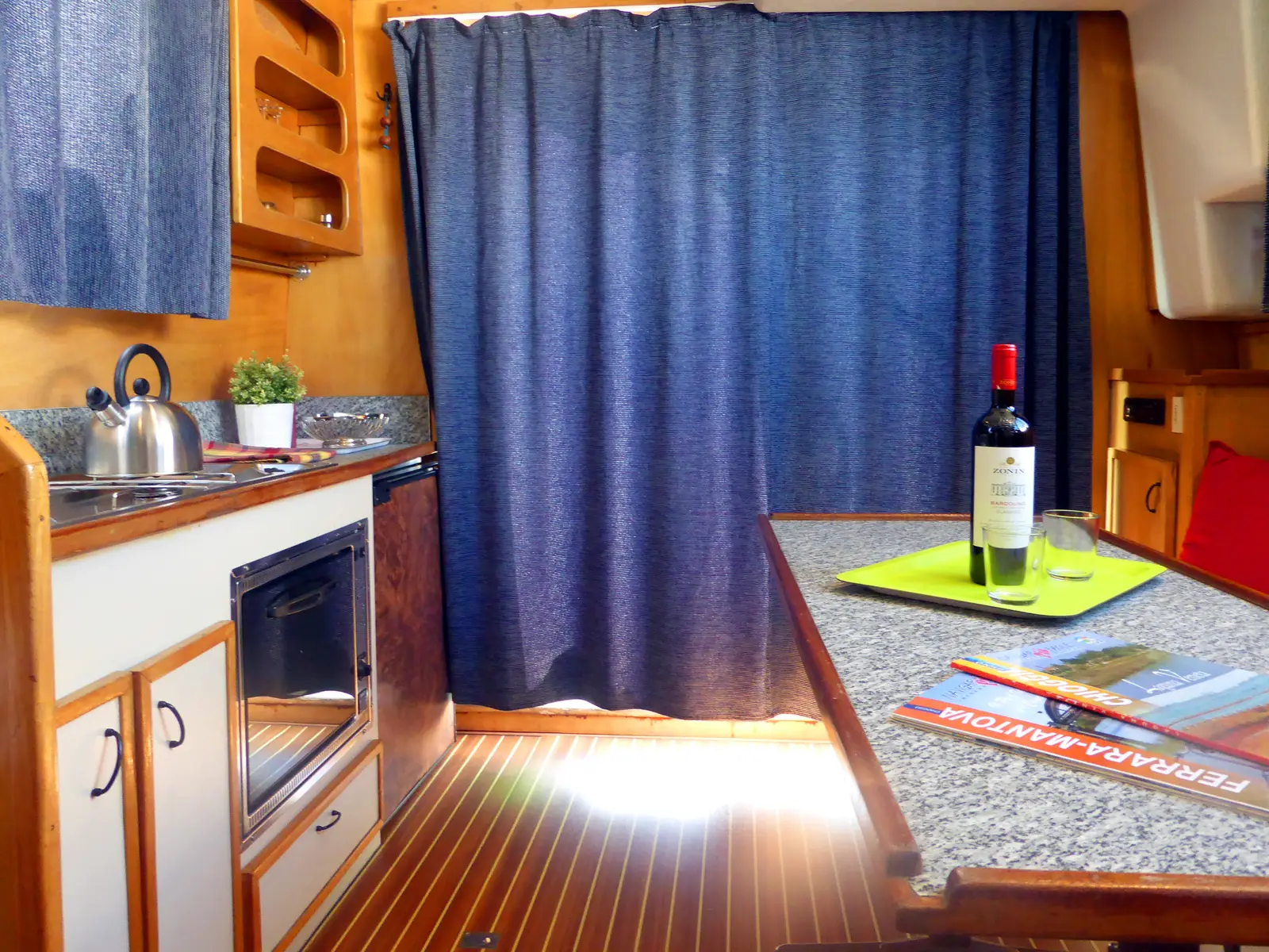 NCF Suite, Foto 10