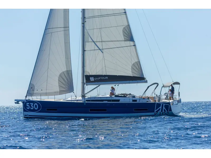 ARTEMIDE, Dufour 530