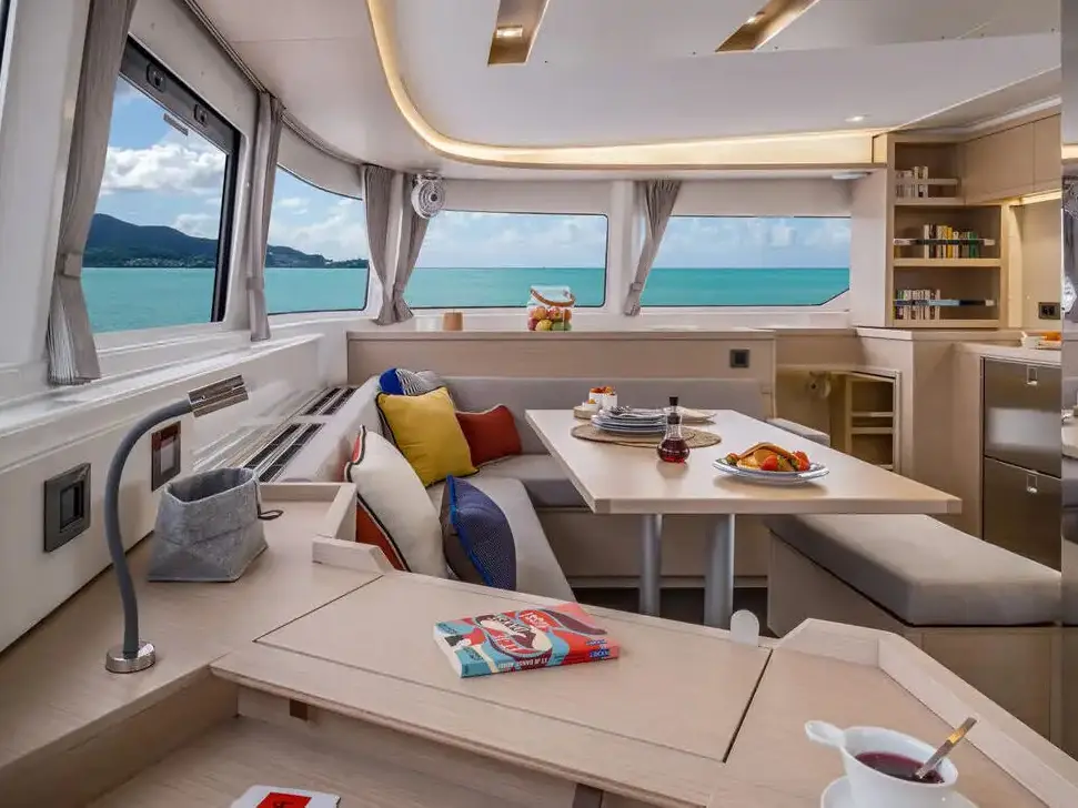ELLA, Interior image