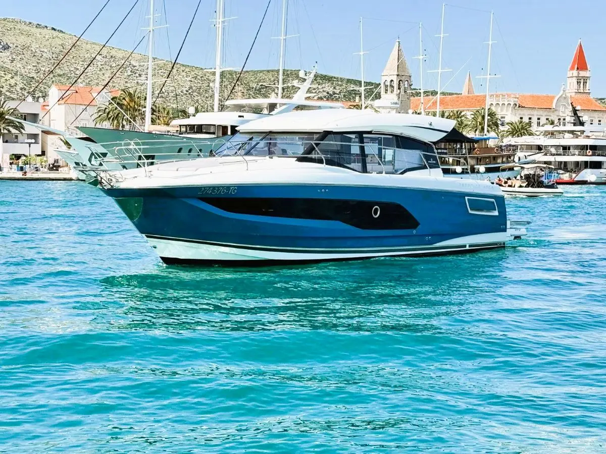 Majabell II, Foto 27