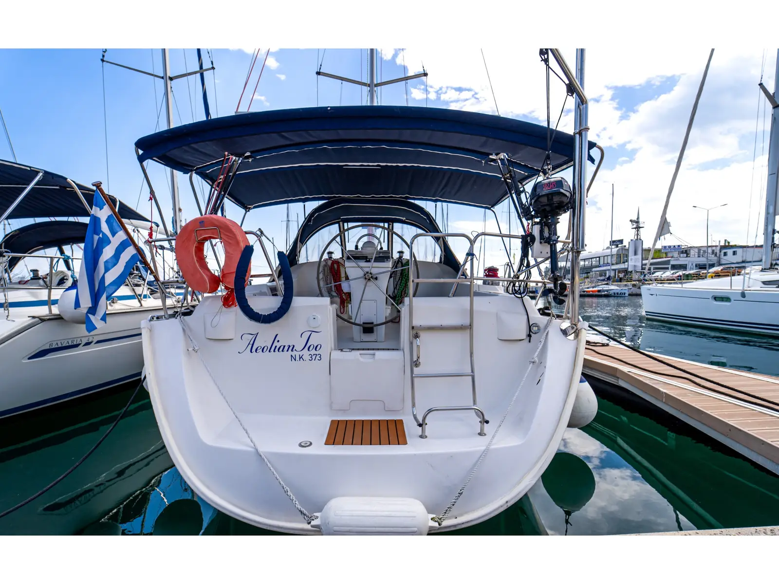 Aeolian Too (Solar, heating, Plotter), Oceanis 393