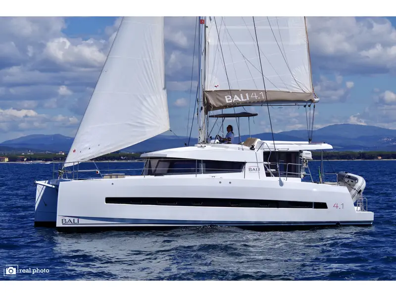 WEEsail - Water maker, Solar Panel, Bali 4.1