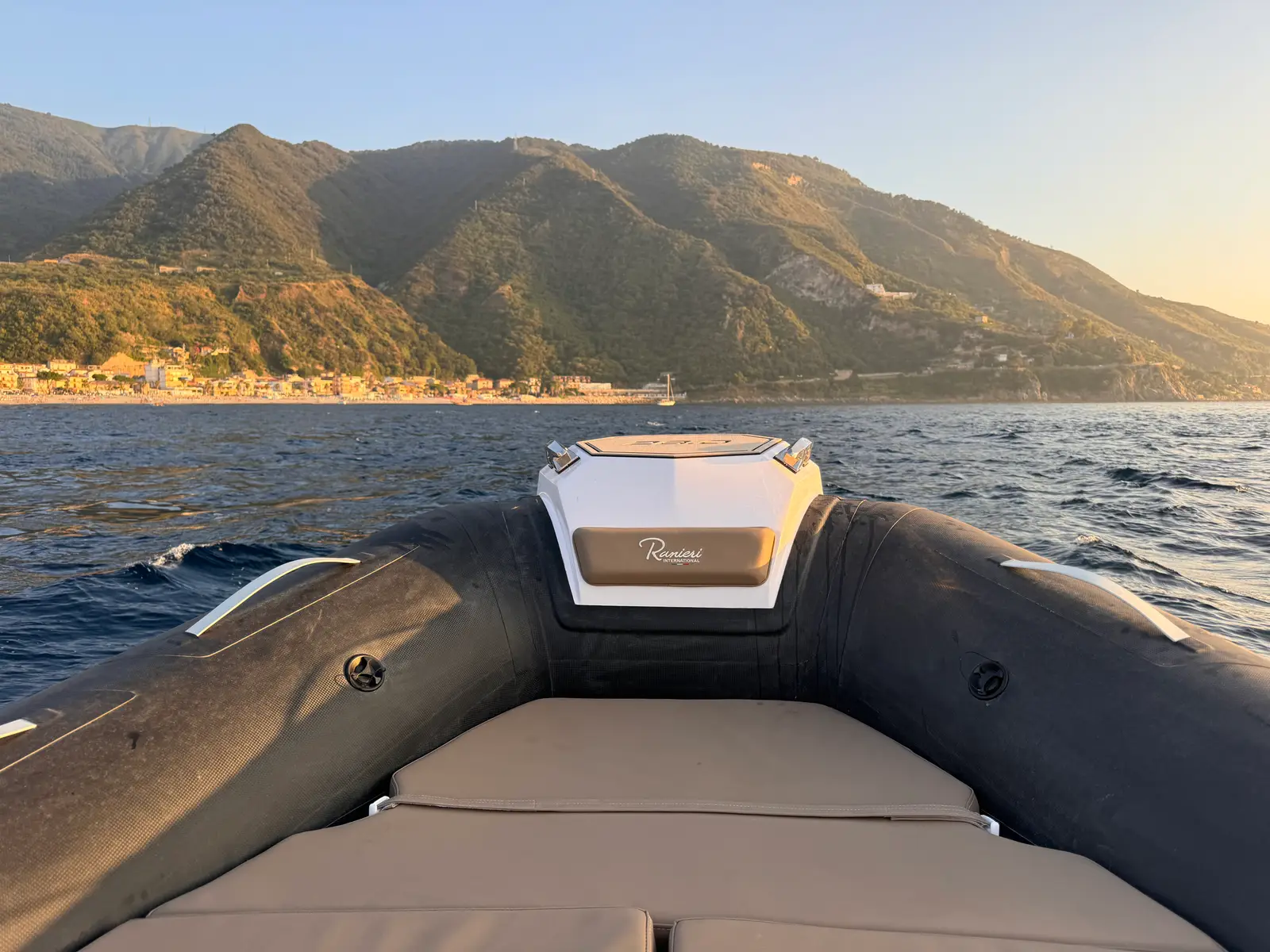 Ranieri Cayman 28.0, Foto 3