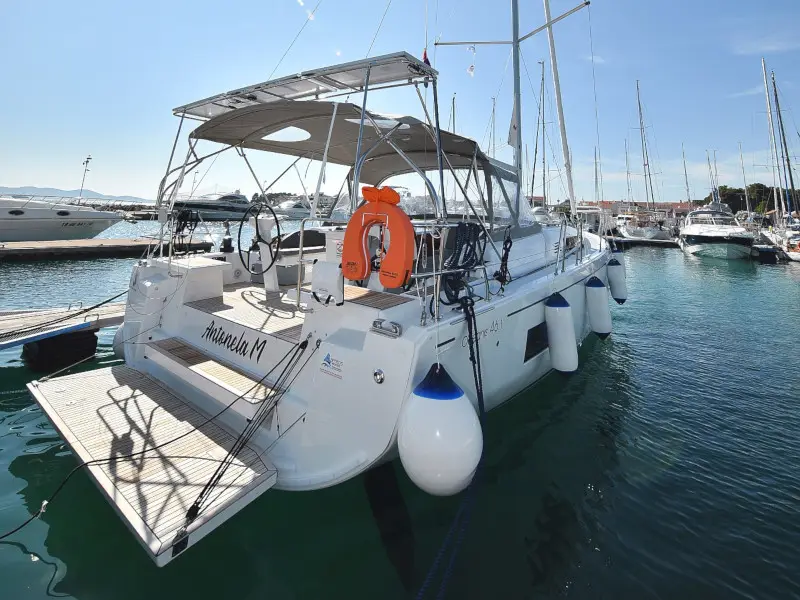 Antonela M , Oceanis 46.1