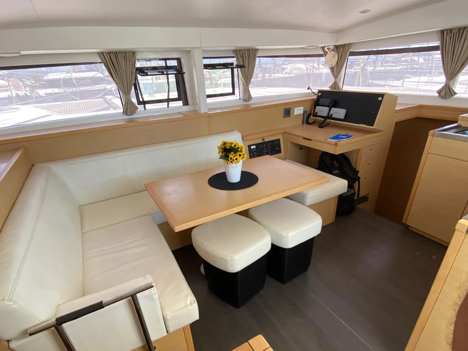 CHRISTINA I, Interior image
