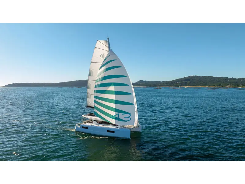 ANGIAS, Lagoon 43