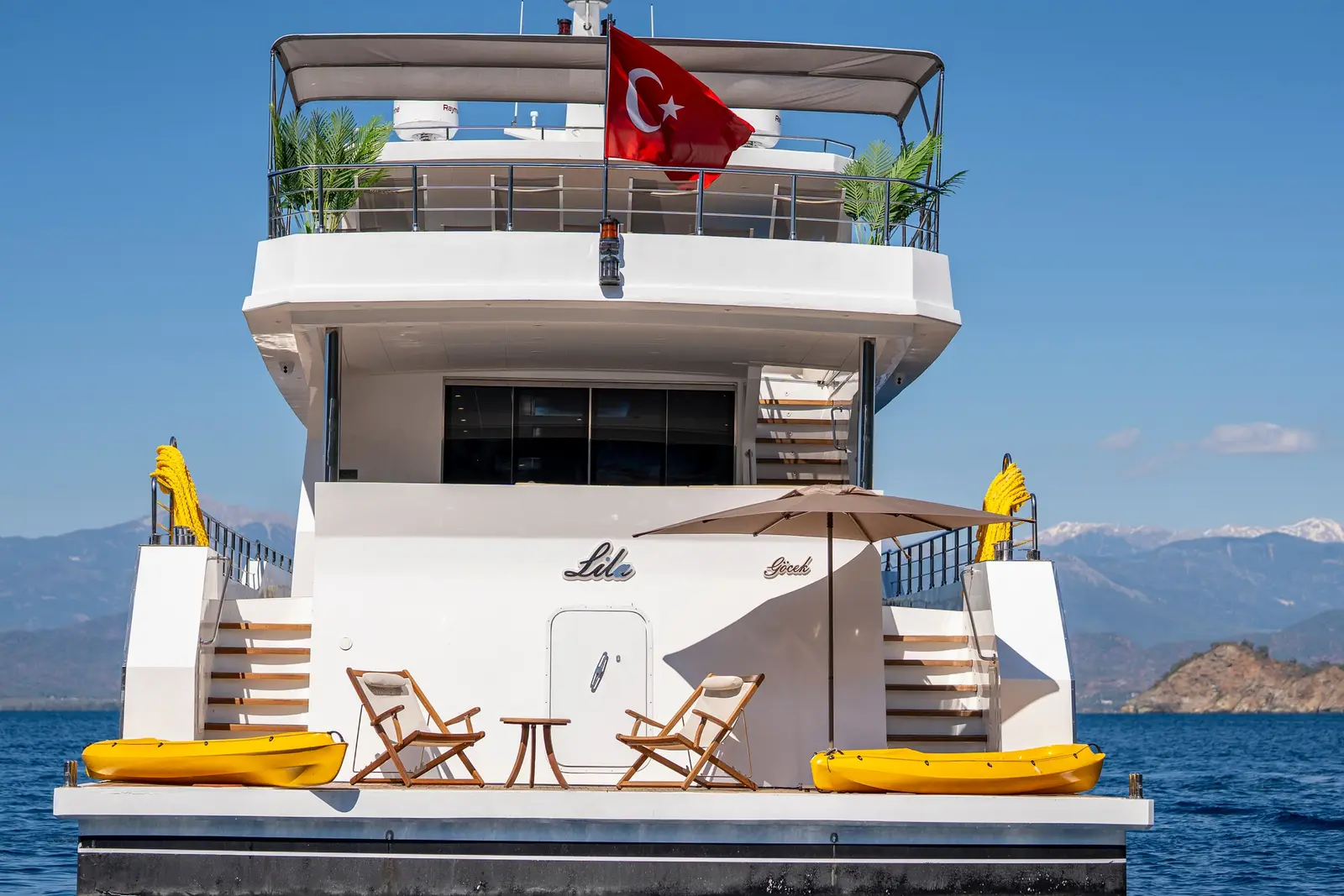 Lila Trawler, Foto 17