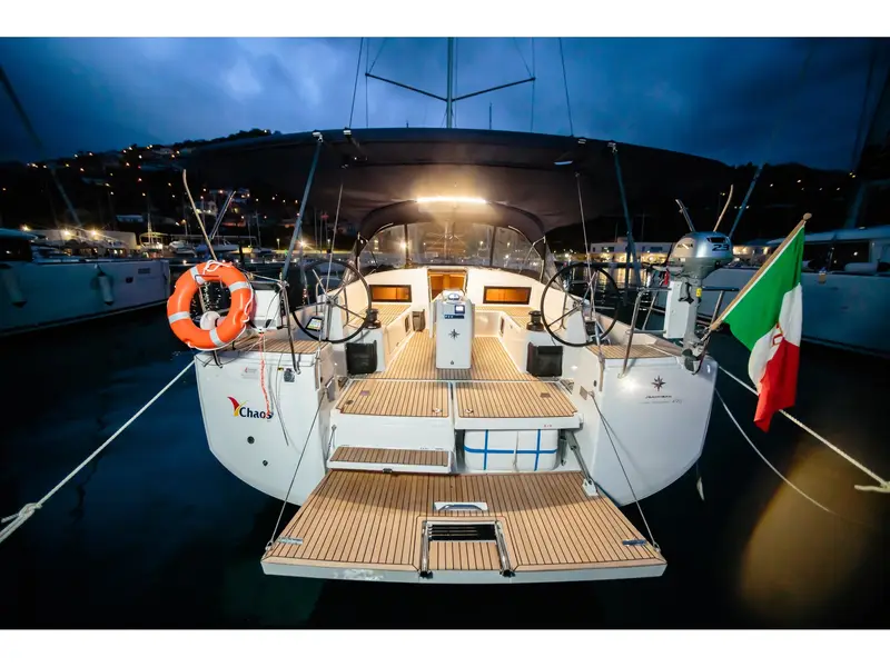 Chaos - Standard line, Sun Odyssey 490