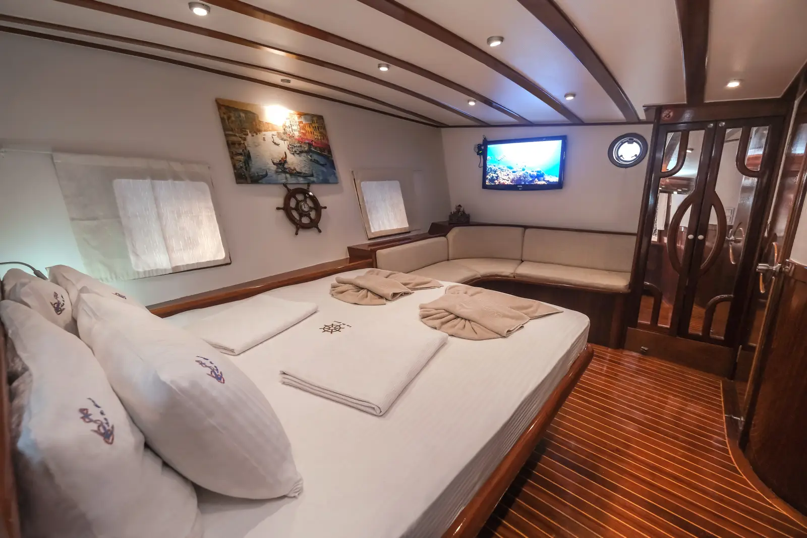Junior Tarkan, Foto 14