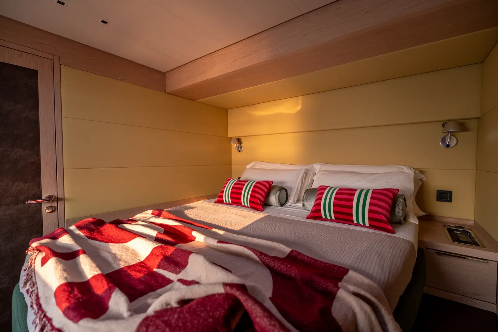 SAILUXE - Gloria, Cabin