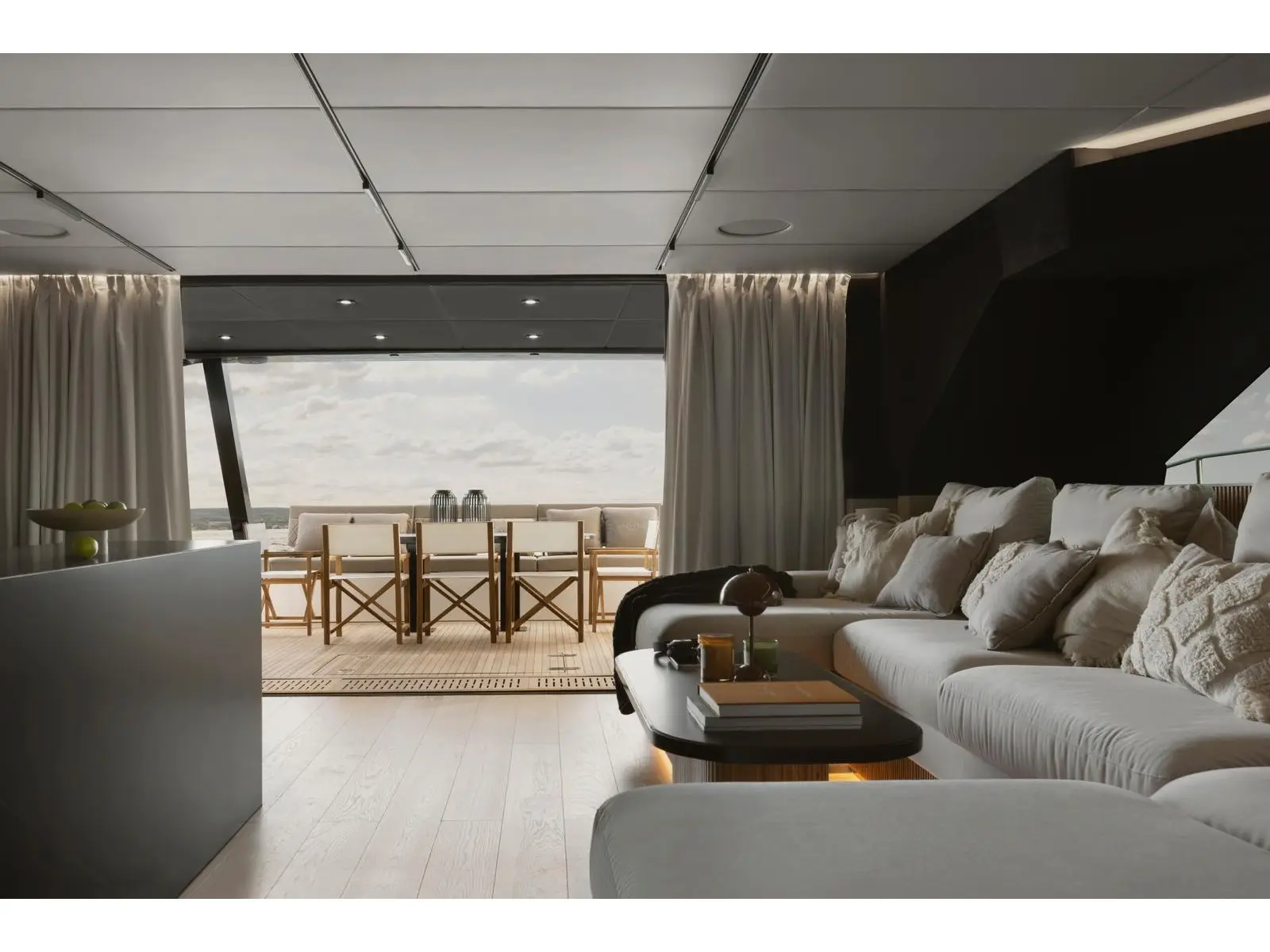 Moonlight, Interior image
