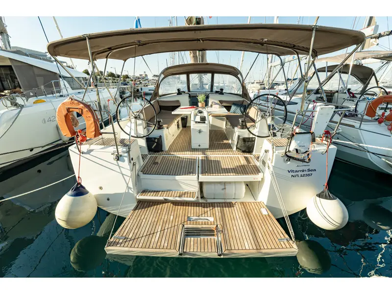 VITAMIN SEA, Sun Odyssey 490