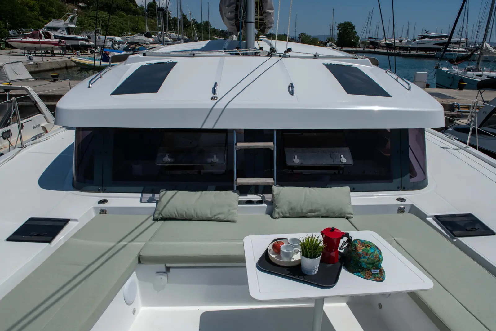 Ela Thalassa III, Foto 42