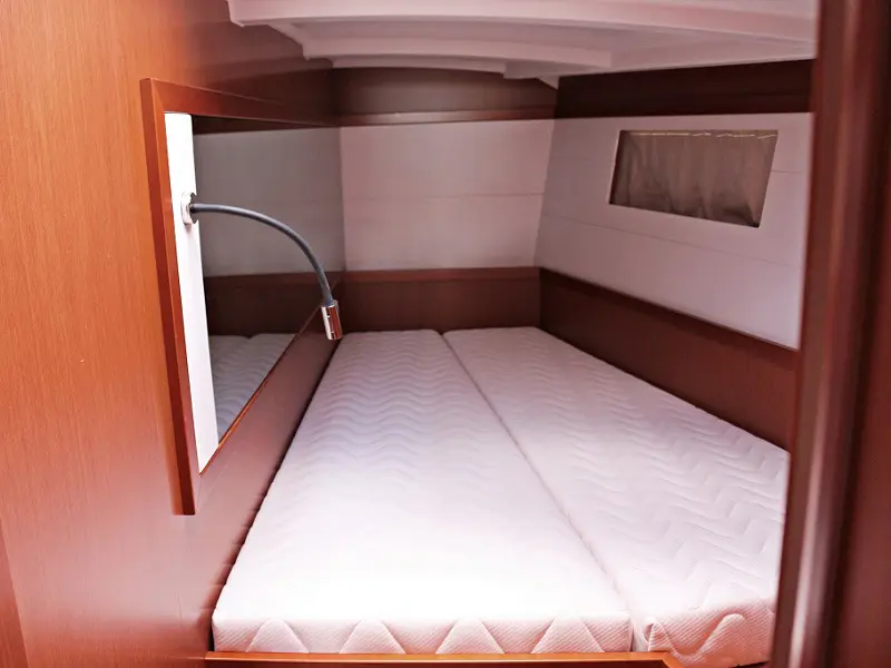 FILOMENA, Interior images