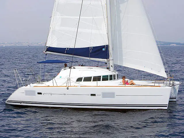 Vega, Lagoon 410 S2