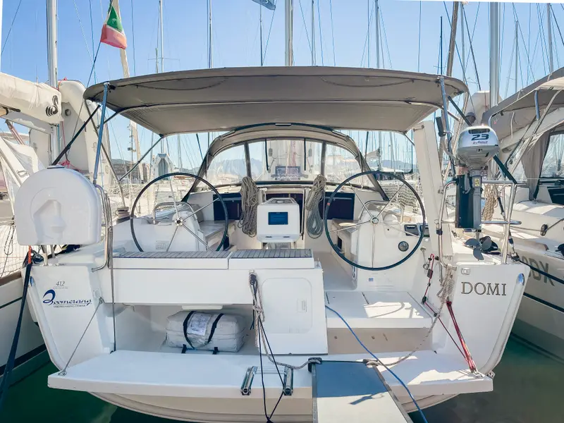 Domi, Dufour 412 Grand large