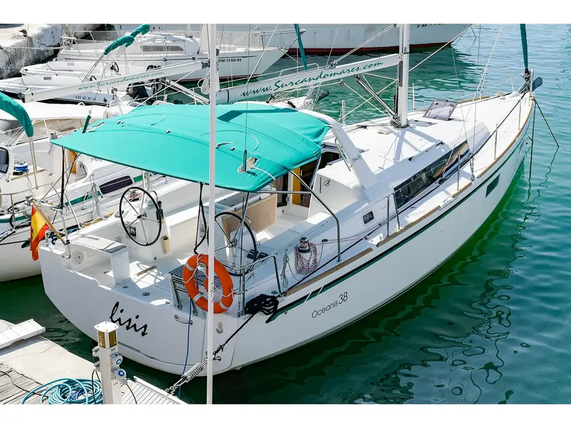 Lisis, Oceanis 38