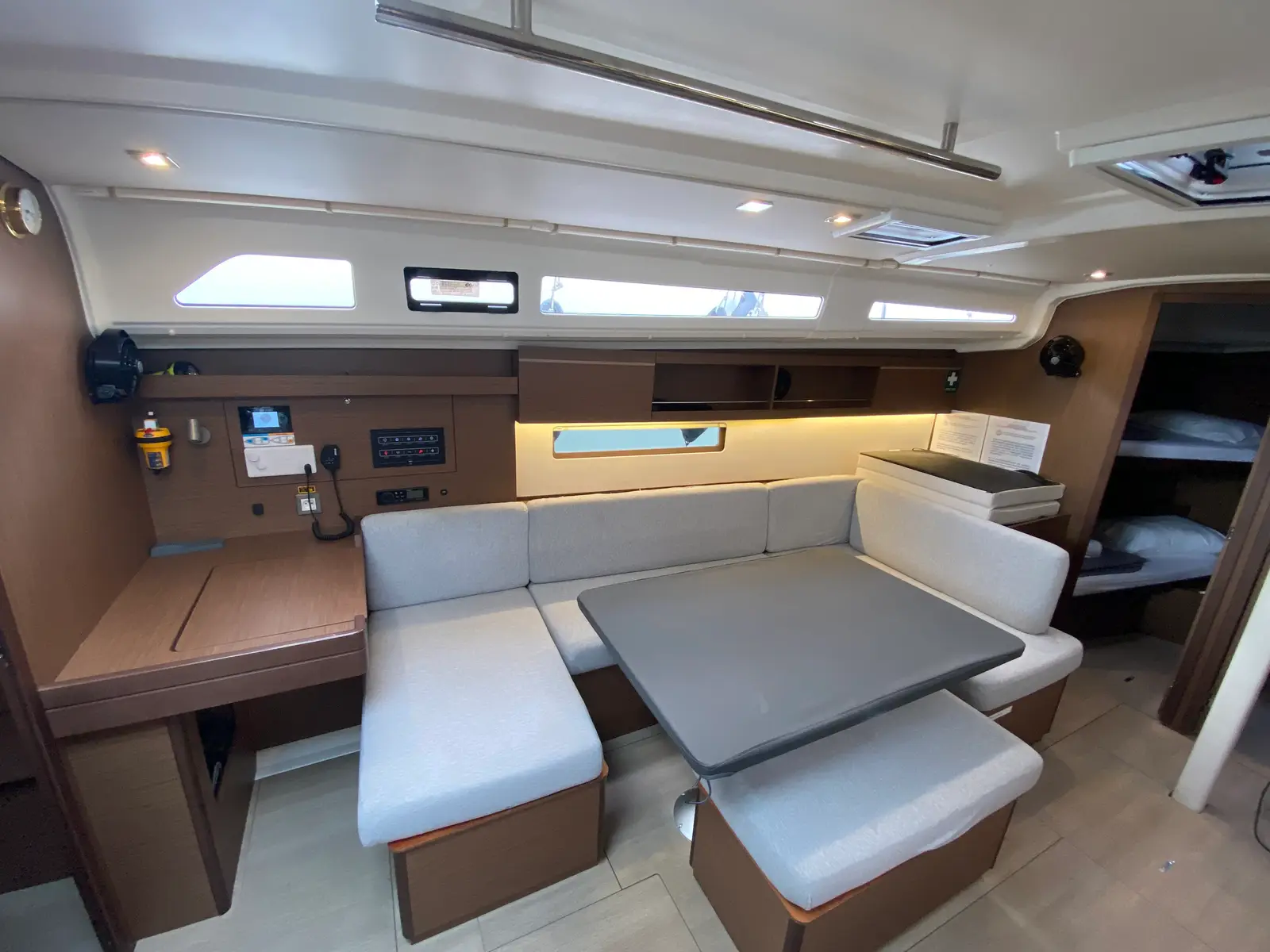 Oceanis 40.1 (2022) RO, Foto 2