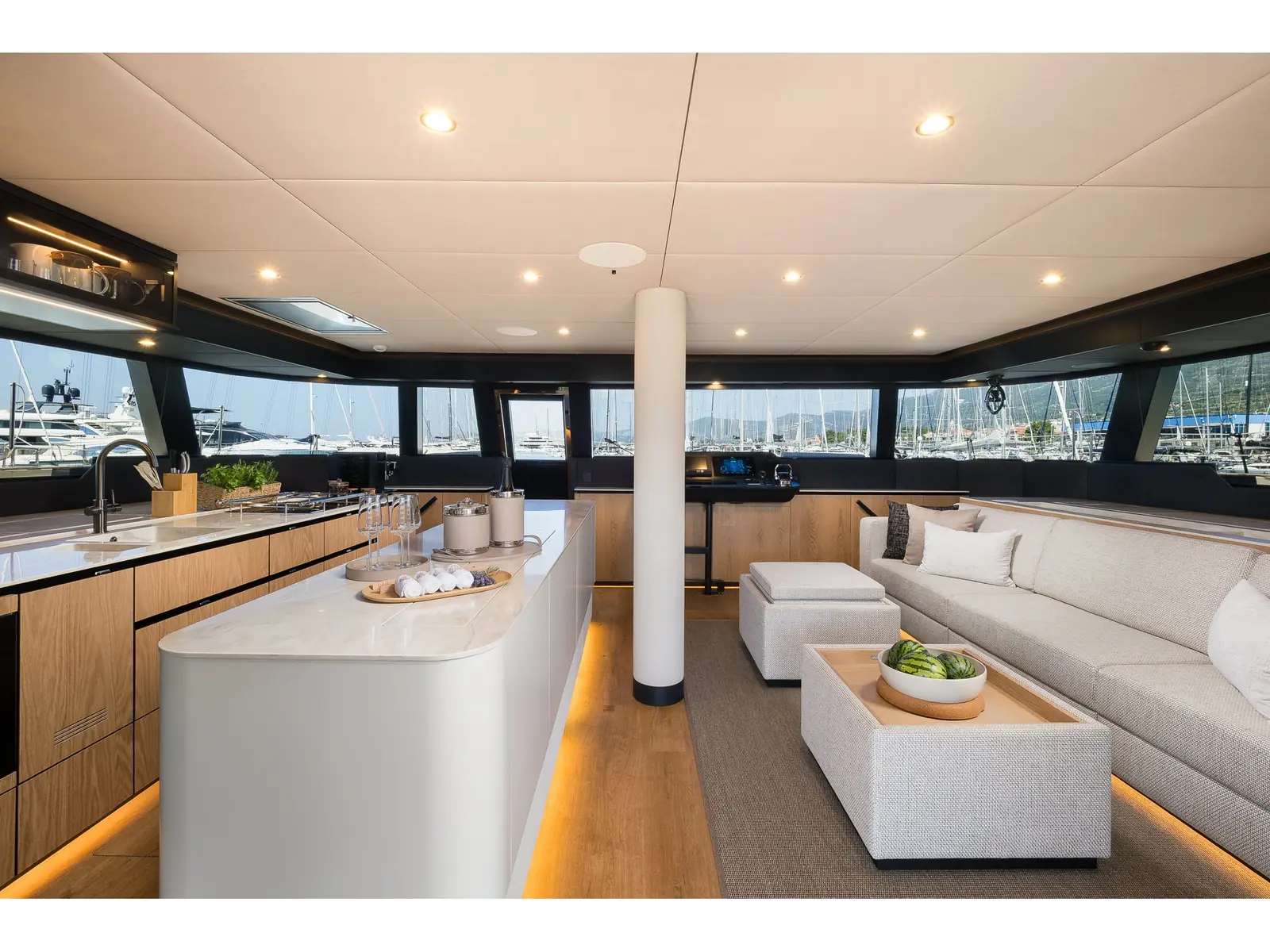 SEA DREAMS , Interior image