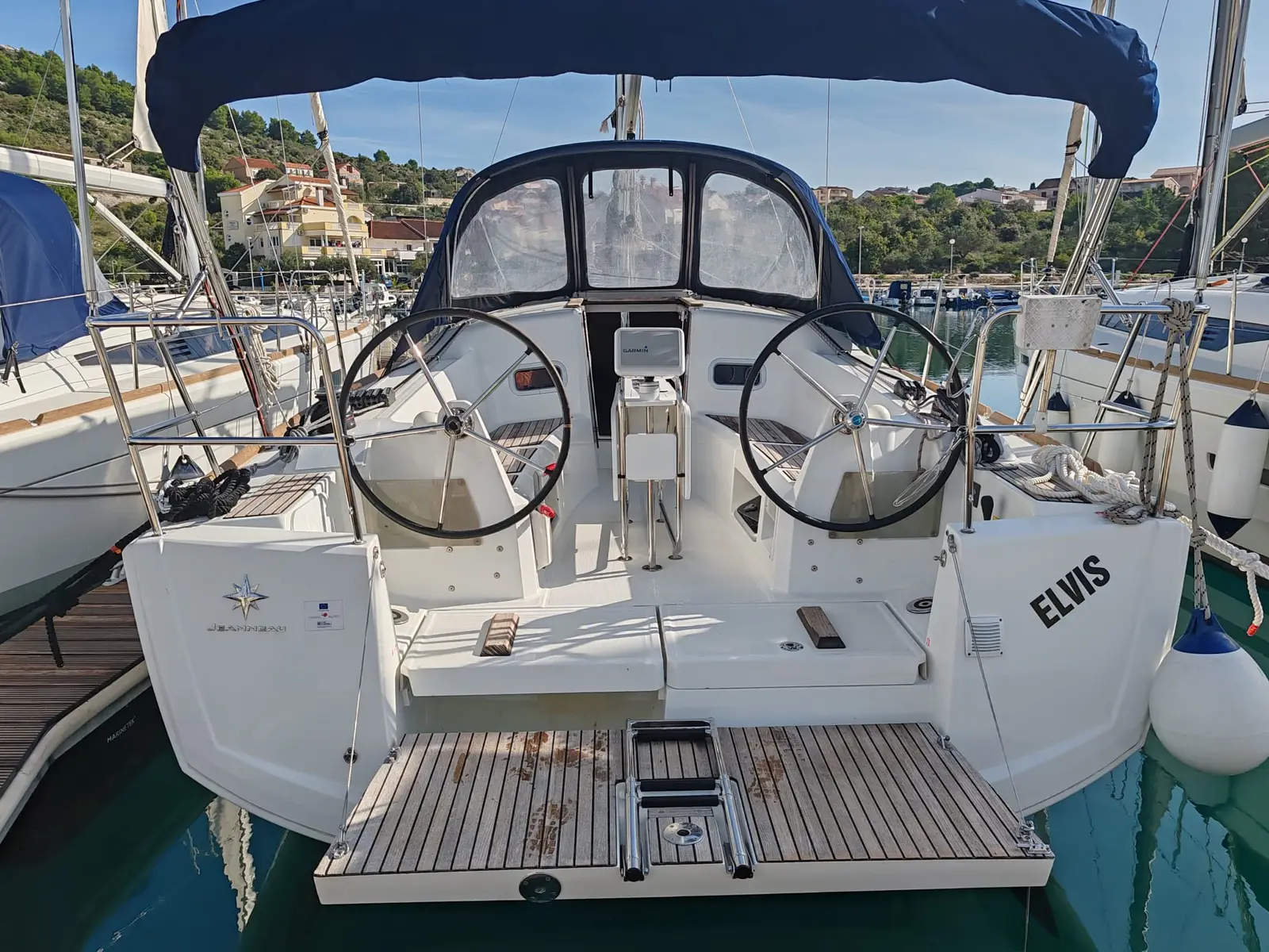 Elvis, Sun Odyssey 349