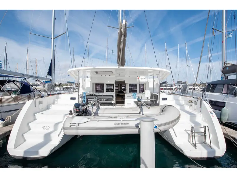 Diva, Lagoon 450 Fly