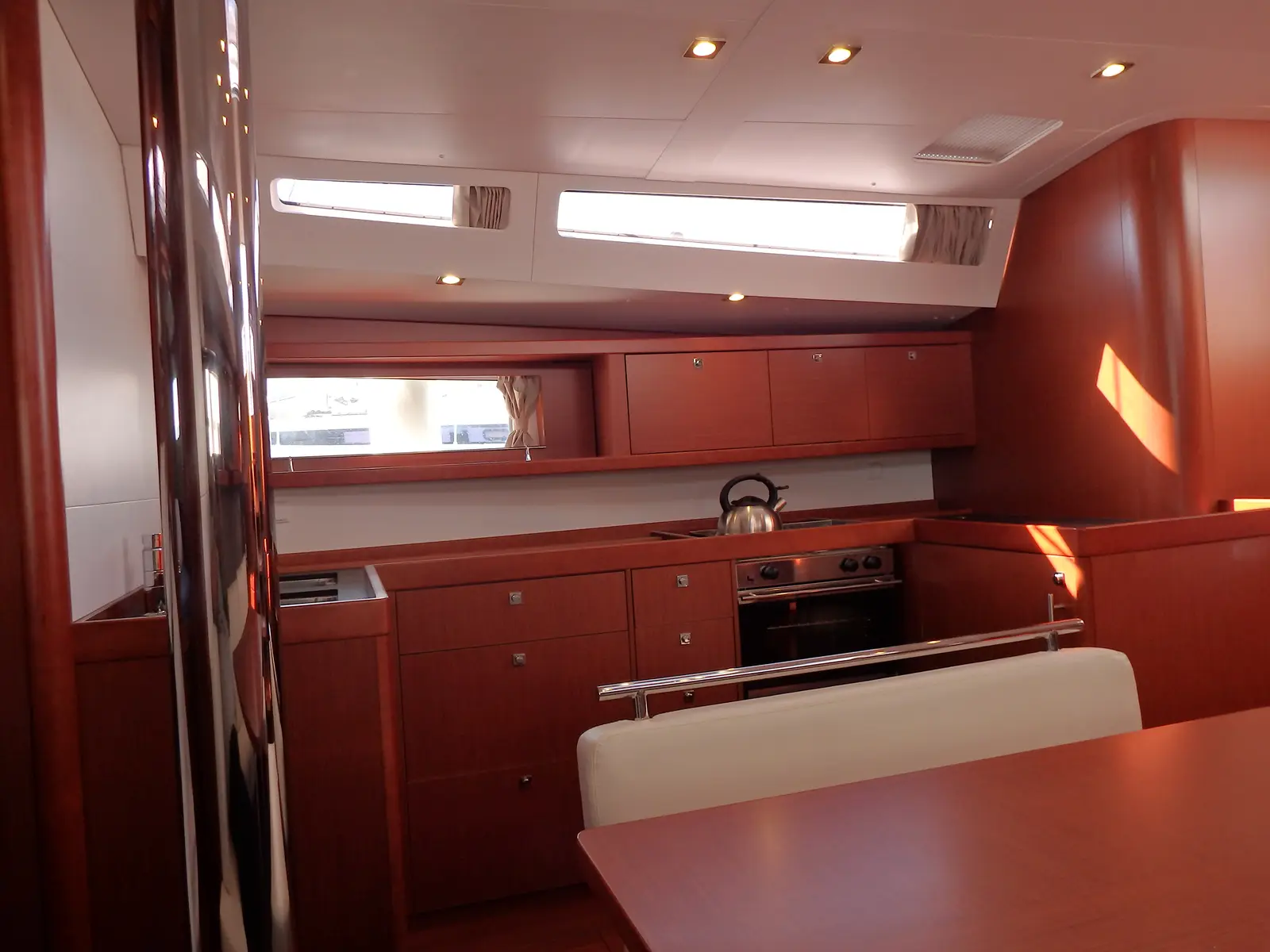 Oceanis 48, Foto 13