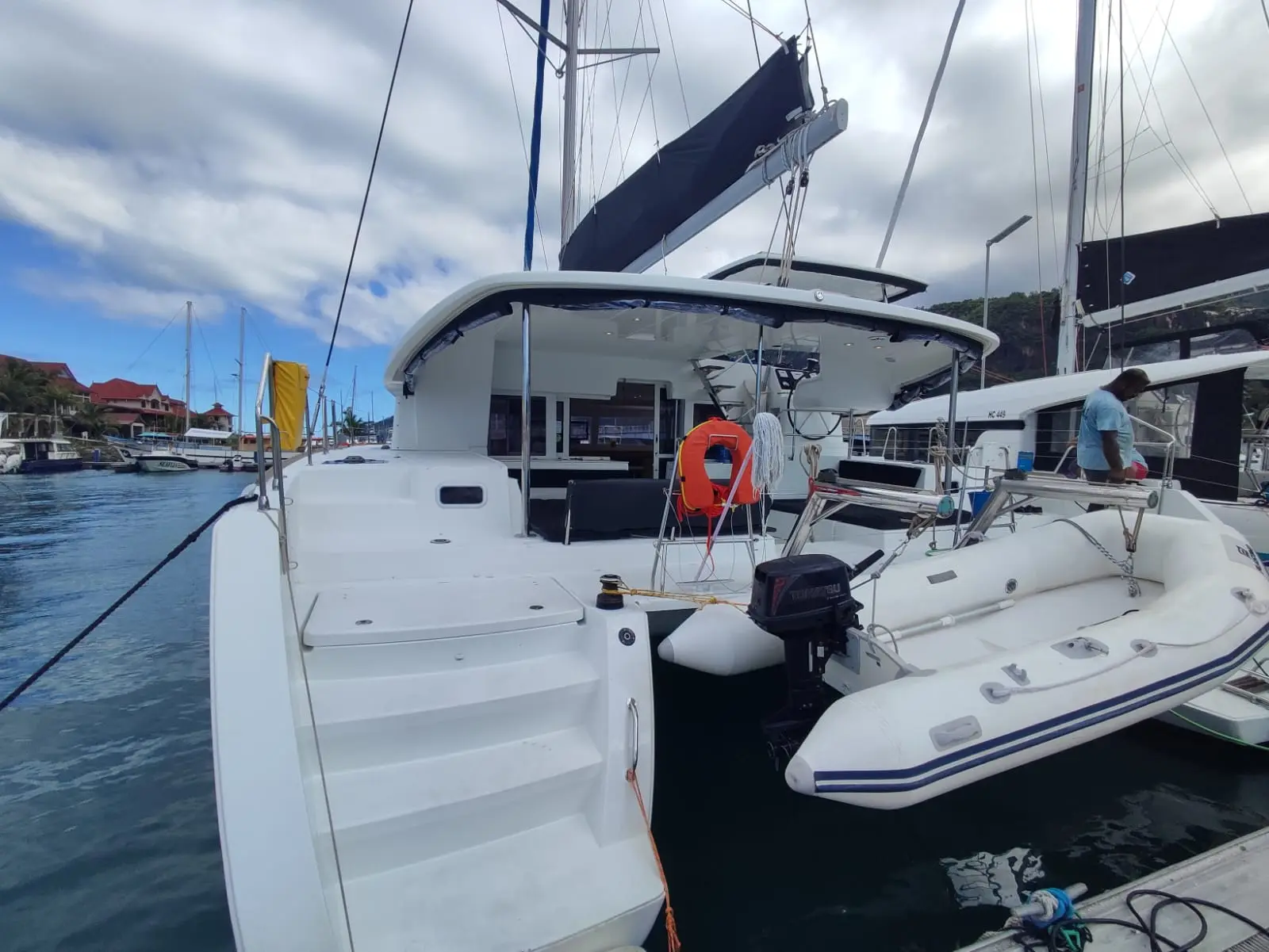 Maui, Cockpit image 2
