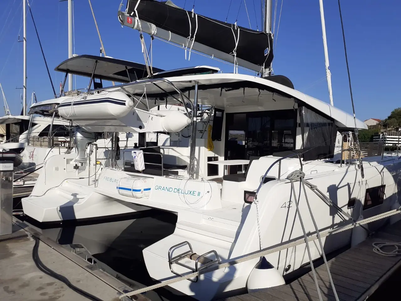 GRAND DELUXE II, Lagoon 42