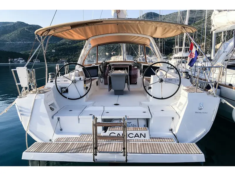 Cancan, Main image