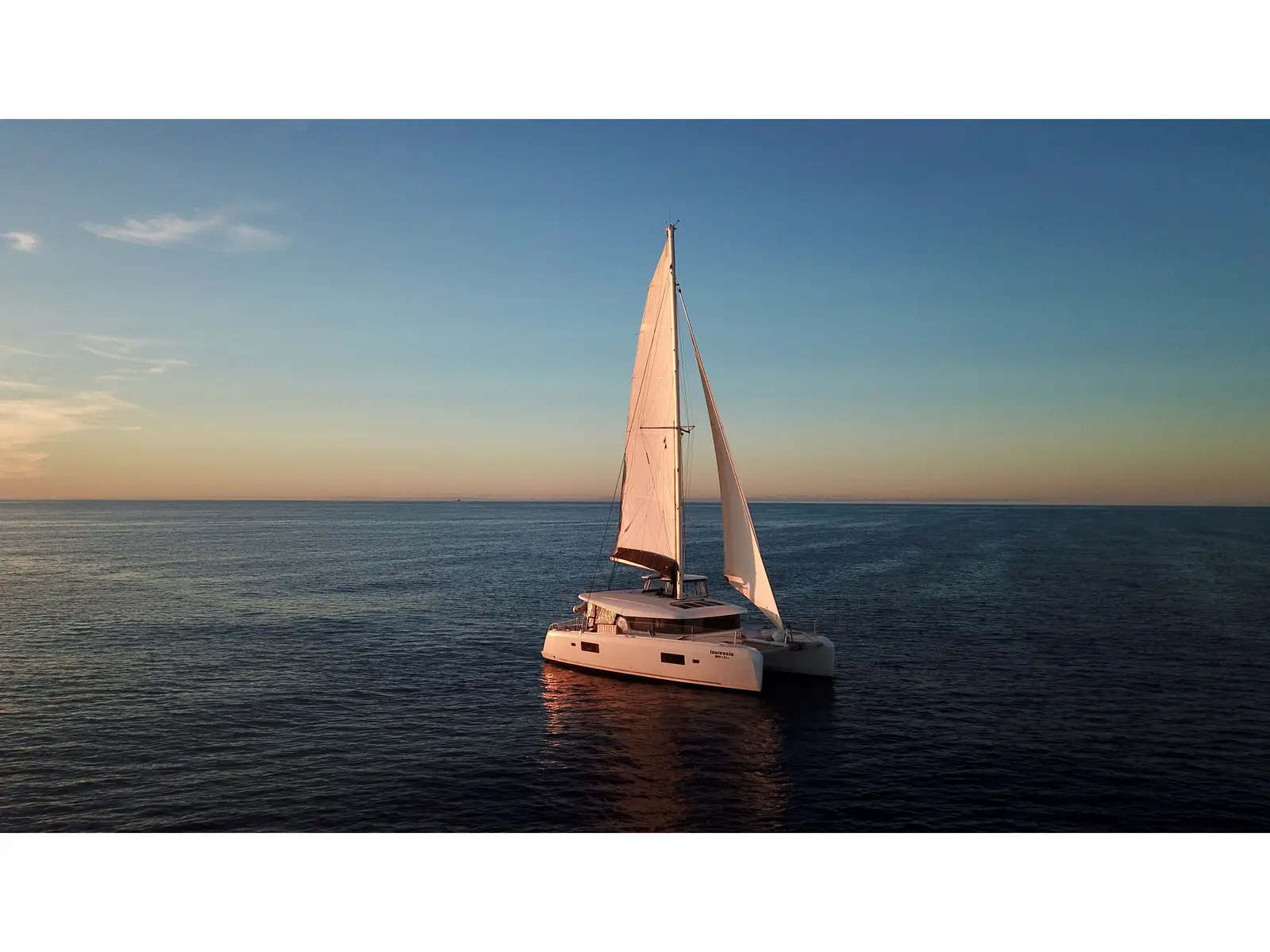 Laurencia, Lagoon 42