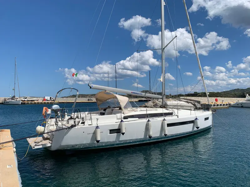 Cloe I, Sun Odyssey 490