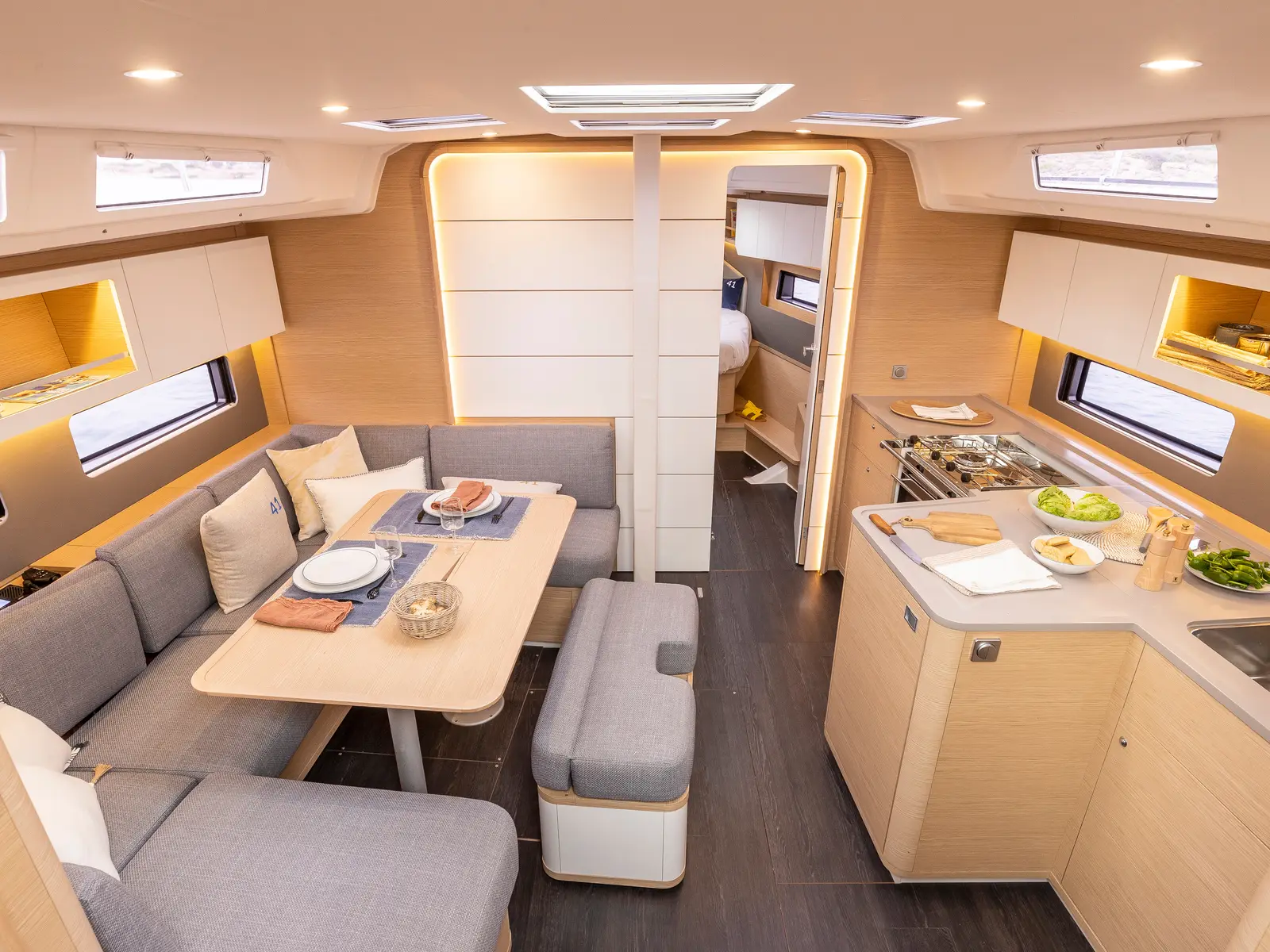 Sunsail 41.3 Premium Plus, Interior image