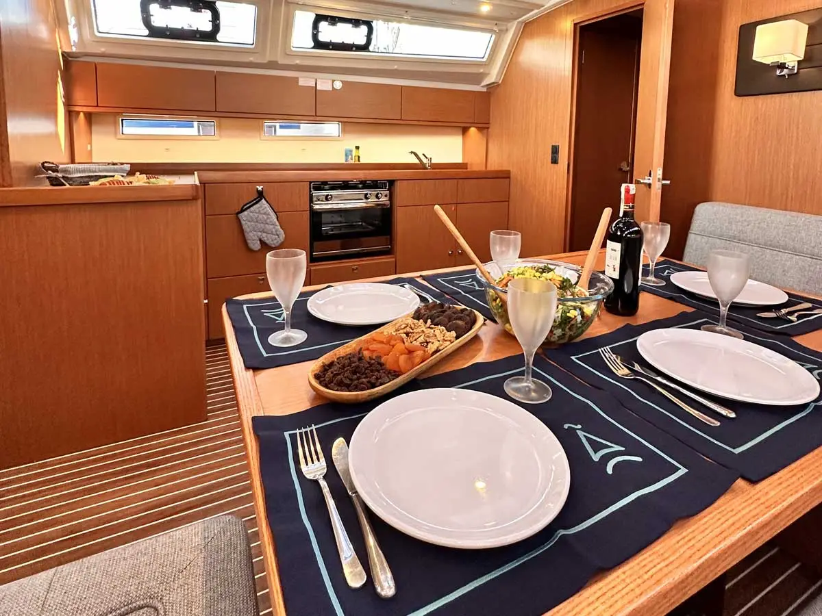 Leisure, Interior image
