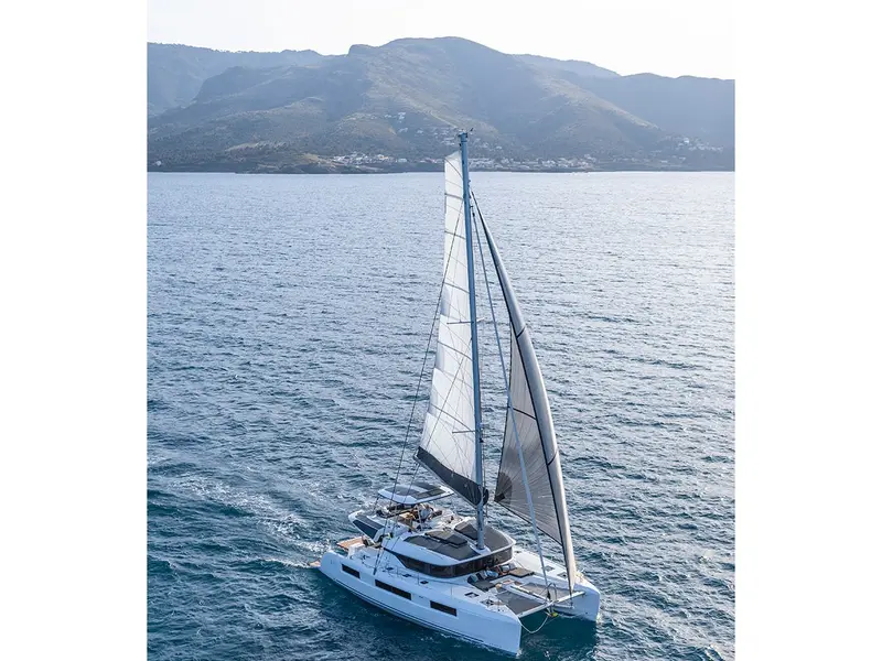 Alpha - Skippered, Lagoon 51