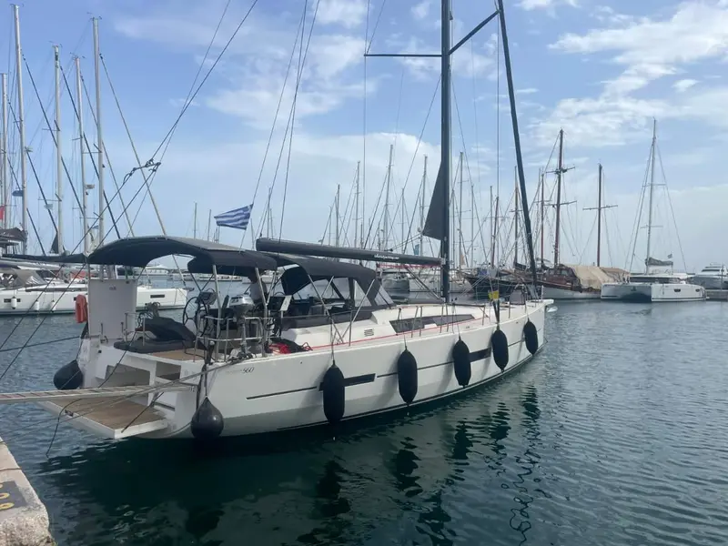 Captain Leo, Dufour 560