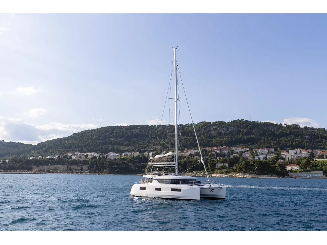 SKYFALL, Lagoon 46