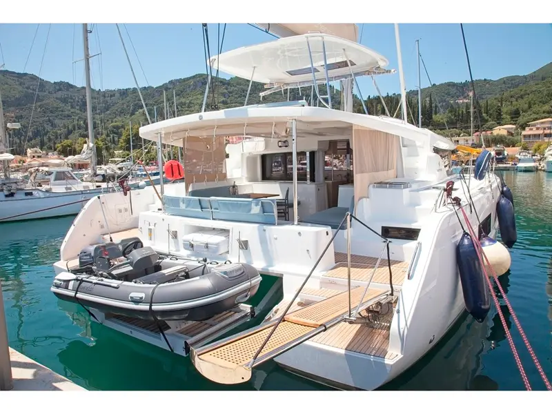 DAFNI, Lagoon 46