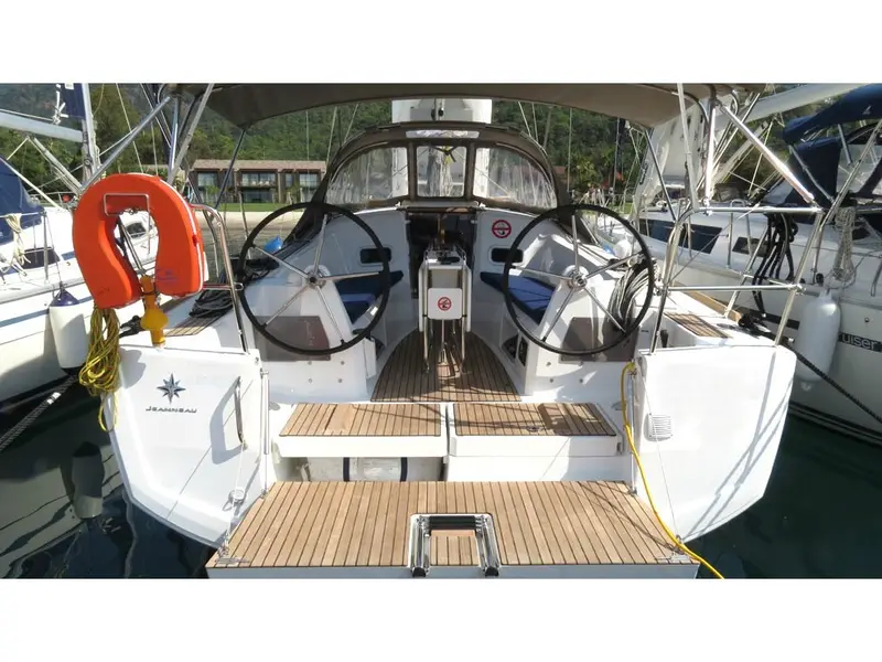 , Main image